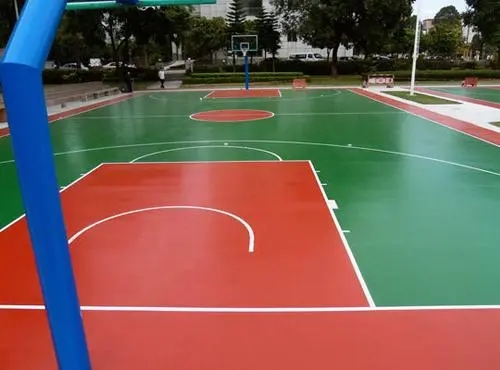 广元球场地面翻新,裂缝修重要性